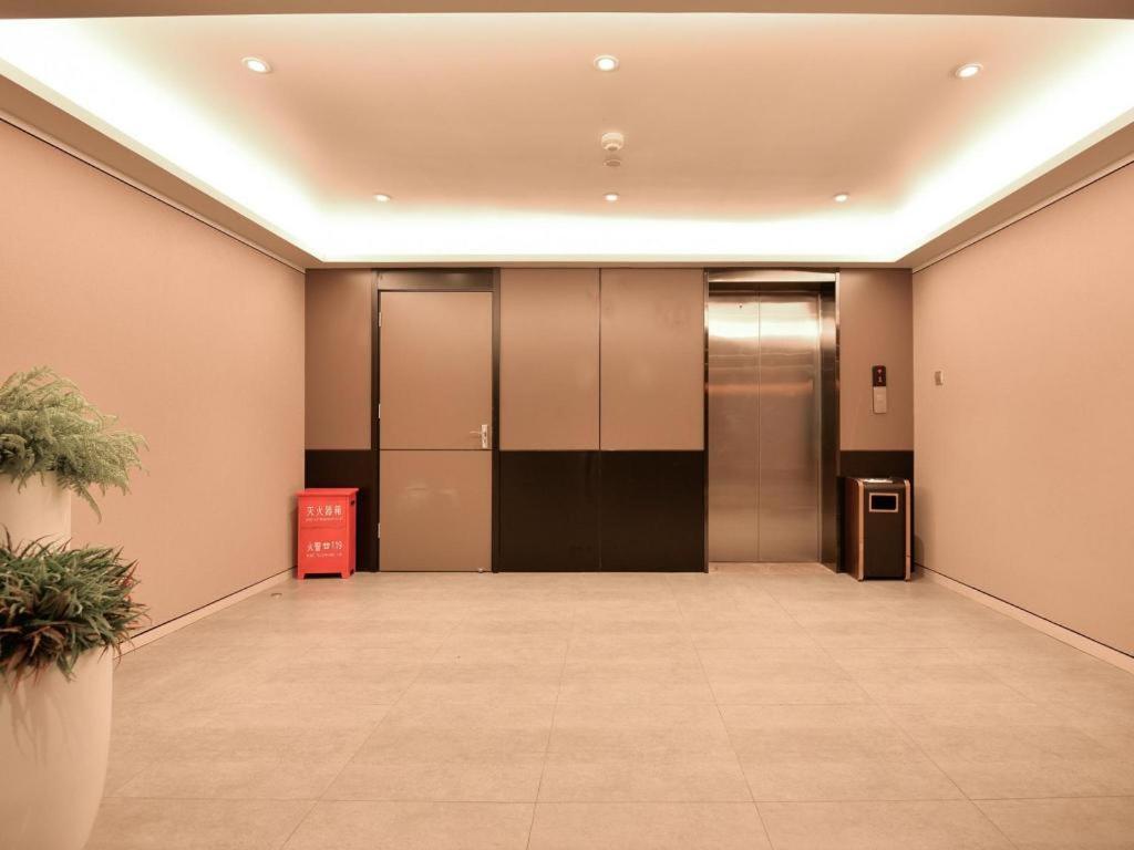 Home Inns Plus Shanghai Xujiahui Branch Ngoại thất bức ảnh