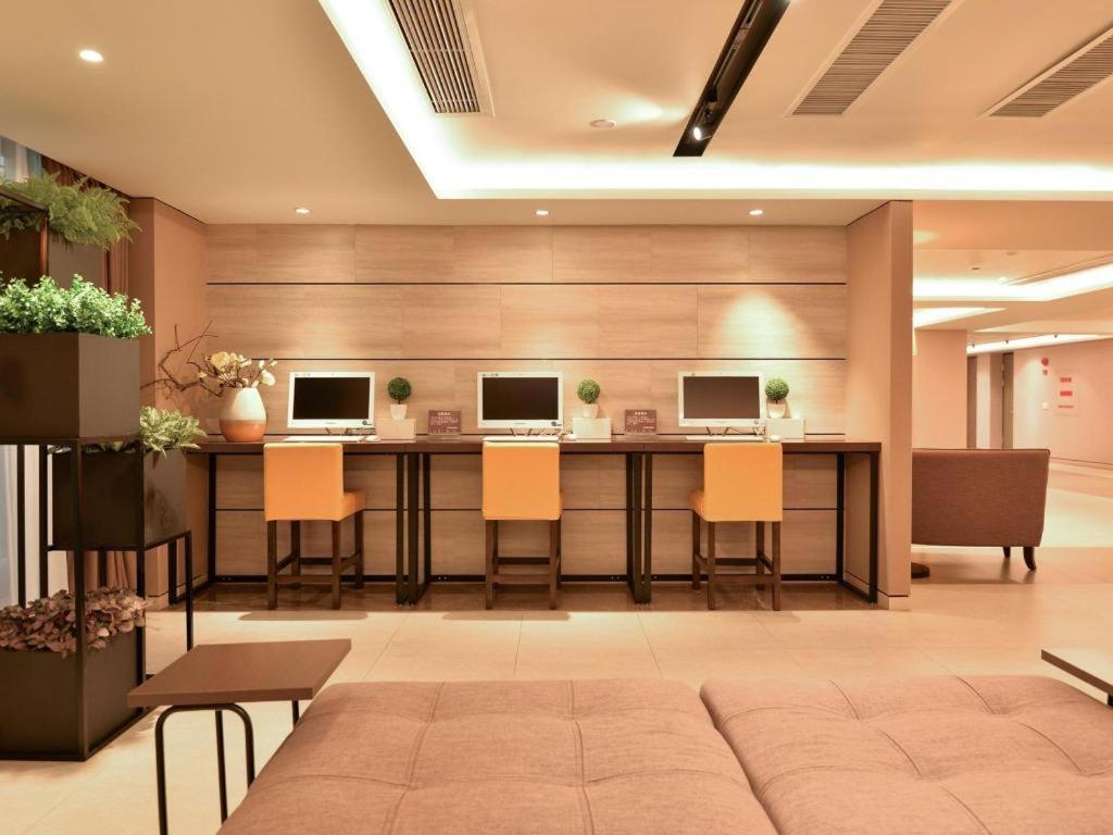 Home Inns Plus Shanghai Xujiahui Branch Ngoại thất bức ảnh
